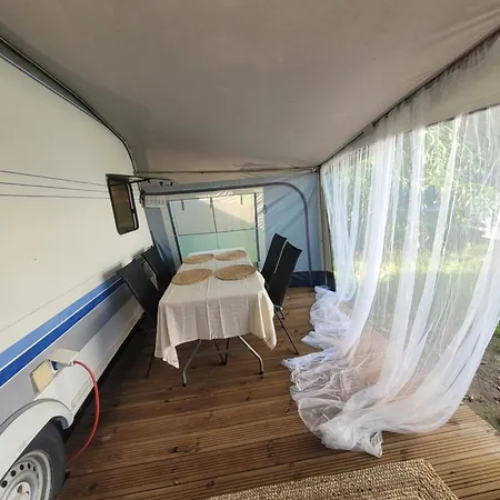 U Grazki Camping Dębki